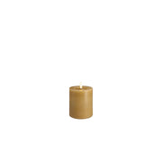 Vela de coluna LED MM, modelo Rock, acabamento derretido, Honey mustard, 74x100 mm